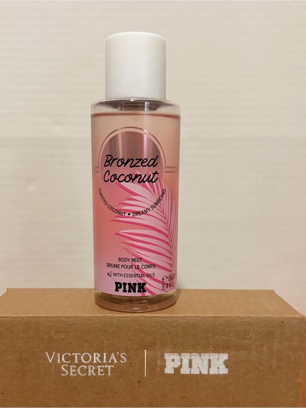 PINK Bronzed Coconut Body Mist -